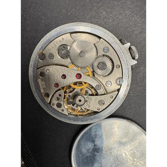 Vintage Soviet USSR 3602 Slim Pocket Watch MOLNIJA Russia Silver Tone 43mm - Picture 9 of 10
